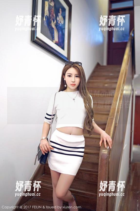 Feilin嗲囡囡 - 原图中芷儿Momoko的裸足，轻松得让我体验到一种别样的自在感。