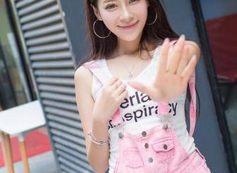 IMiss爱蜜社 – 脱鞋就好，下载芝芝Booty裸足图，人生更轻松。