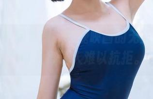 你瞧这校服萝莉，喵糖映画的无圣光美图，可爱得让人难以抗拒。