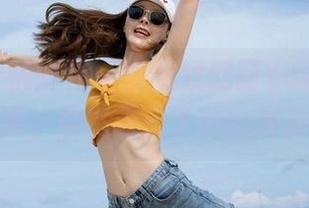 MiStar魅妍社 – 免费领取丽Yovi的美足写真，竟然霸占了我的屏幕！