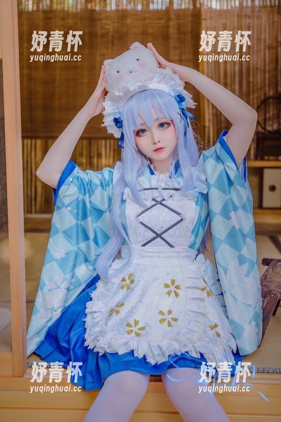 聚焦Sayako＿今年4岁，白丝写真中的第一张随意就抓住了我。