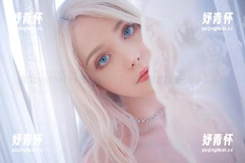 Sayathefox 当Sayathefox变身白雪公主,在线写真瘦成一根小手指!