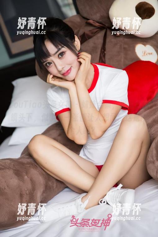 TouTiao头条女神-张蓝欣 TouTiao头条女神 - 妹妹合集,张蓝欣的镜头下,似乎每一张都让人想问:这是同一个人吗?