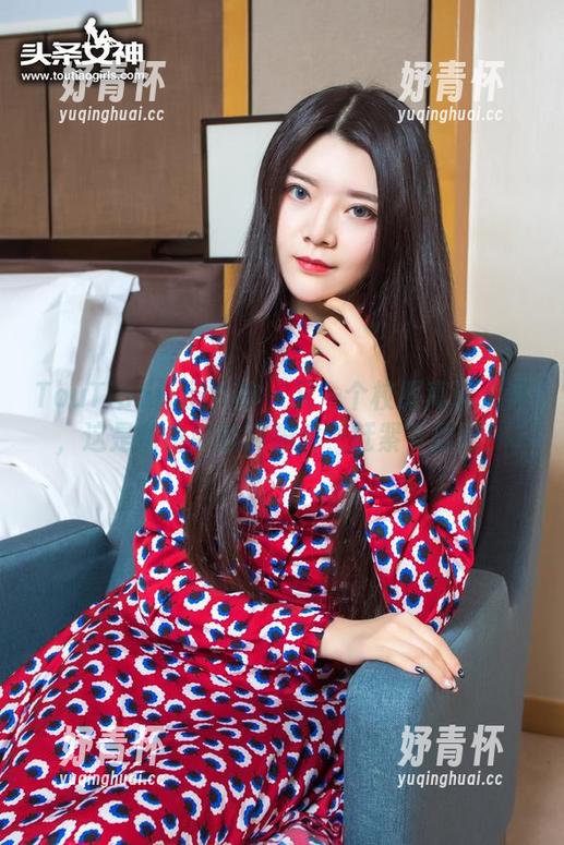 TouTiao头条女神 - 又一个校服高清大典，这是曲佑熙的制服秀，赶紧下载吧！