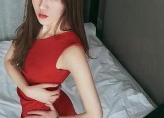 TouTiao头条女神 – 在网盘里遇见童安琪，黑皮衣和段子环环相扣！