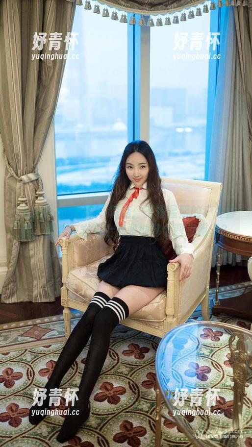 TuiGirl推女郎 - 精选：王根星熙的户外冒险，能否在岩石上优雅地摔个四脚朝天？