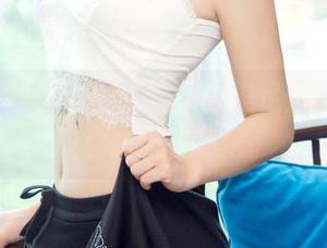 UGirls尤果网 – 张雪馨的美足作品，在线让你忘记一切吧。