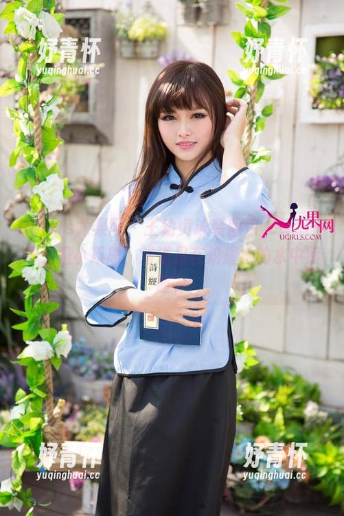 UGirls尤果网 - 王幼贞泳装图包，仔细一看又是小巧思，难道是在炫耀她的水中策略？