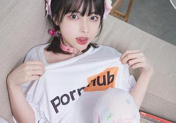 整理了Uhye(이유혜)的“Bimilstory-NO.01CuteMaid”原图，合集也是一个小小的惊喜哦！
