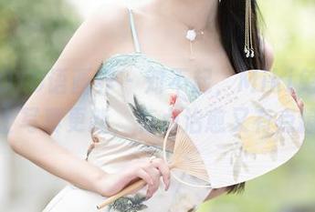 XIAOYU语画界 – 对不起，Miki兔的护士写真更新，有点治愈又有点撩