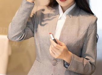 Xiuren秀人网 – UU阿文短裙定制巧思满分，真叫人心潮澎湃！