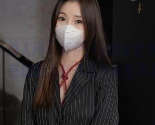 Xiuren秀人网 – 乔伊joy的全套连体衣照，旁边的人都开始主动避开了