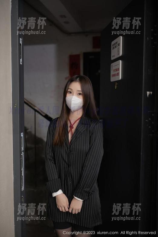 Xiuren秀人网-乔伊joy Xiuren秀人网 - 乔伊joy的全套连体衣照,旁边的人都开始主动避开了