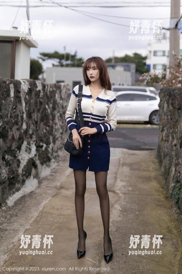 Xiuren秀人网-安妮Tess Xiuren秀人网 - 免费的比基尼作品,安妮Tess一个人就可以撑起整个沙滩的气氛!