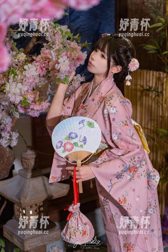 在线财富密码：Yiko湿润兔的女友资源，听说看完能立马开窍出道！