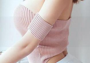 YouMi尤蜜荟 – 想象不到的可爱：合法萝莉的奶牛萌妹，果然画风绝了！