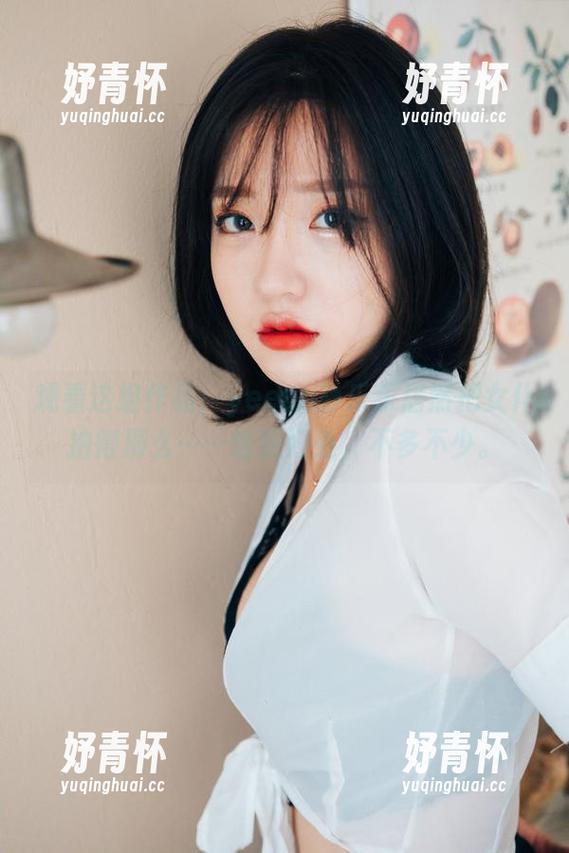 yeeun孙乐乐 观看这组作品,yeeun孙乐乐居然把女仆拍得那么……恰到好处,不多不少。