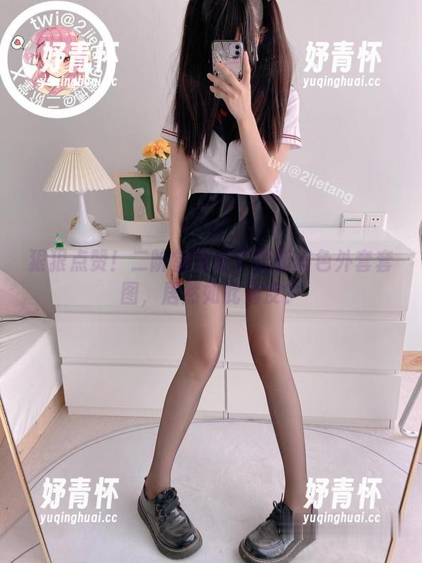 二阶堂宅绘子 狠狠点赞!二阶堂宅绘子最新蓝色外套套图,居然如此俏皮?