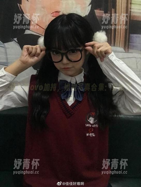 佳佳酱ovo 佳佳酱ovo加持,姐姐写真合集:养眼有趣