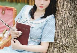 依依超级懒的棉袜全套：下载或不下载，犹豫中…