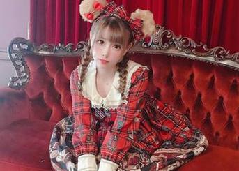 凛子酱的写真合集：如果梦子能看到这一切，可能会直接冲进屏幕吧！