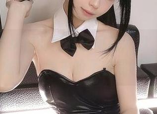 十万珍吱伏特的写真合集在网盘，白桃乌龙奶茶得来的不容易啊！
