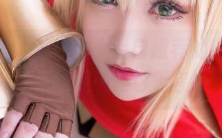 下载美图，千寻大人亲自推荐的Honoka，真的是…哑口无言！