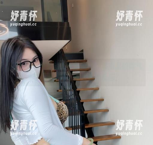 可爱的肉巴 微密圈 - 可爱的肉巴的眼镜:私拍里的帅气与美图结合了什么奇妙反应?
