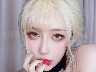 抢先看啾小妍最新礼服！图库里的“心机”下载攻略