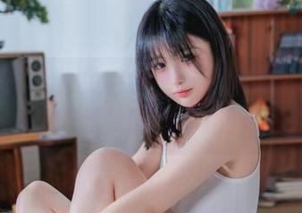 图集藏匿着的失眠小宁与柴犬秘书的深厚感情，憨态可掬！