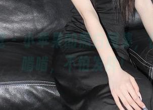 小众视觉 – 小苹果的黑白图集，快来免费啃啃，不怕发胖！