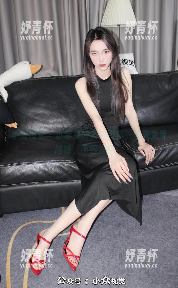 小众视觉-小苹果 小众视觉 - 小苹果的黑白图集,快来免费啃啃,不怕发胖!