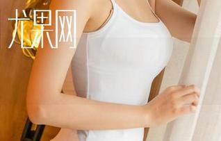 尤果网 – 球球与黑丝的魔力：高清写真集，不走寻常路！