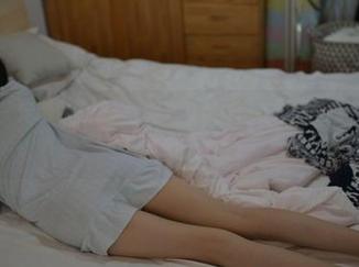 异思趣向 – 定制你的眼光，馨月教你如何在过膝长靴中优雅地‘迷路’！