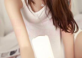 推女神 – 美图级别：黄可christine的水手服，居然不想换壁纸