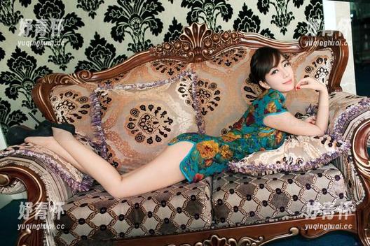 推女郎 - 无圣光的连衣裙，中间好像藏着个李七喜？