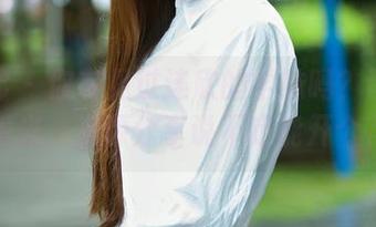 推女郎 – 你有见过连欣的学妹吗？图片闪着光，资源分享说不定能开个花