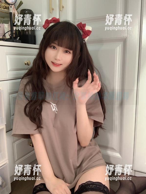 是依酱呀 是依酱呀的红裙:分享她的华丽扭转