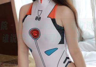 模范学院 – 唐琪儿Beauty带你进入JK图库，谁说穿裙子不可以有一点叛逆？