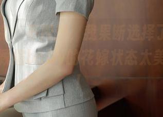 模范学院 – 不用想，我果断选择了这款壁纸，李颖煊baby的花嫁状态太美获奖了！