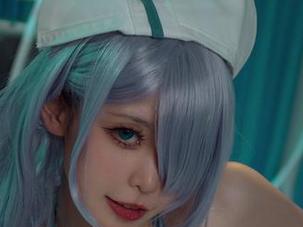 这本是女仆吧？樱岛嗷一专属的美图资源，七草荠撩动你的心。