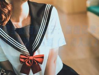 七彩温泉里的河豚抚子：原图记录了她的“愉悦泡泡”时刻（有点入迷了）