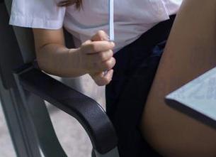 波萝社 – 王语纯的校服写真：明明是学习之路，结果却变成了“拍照之路”！