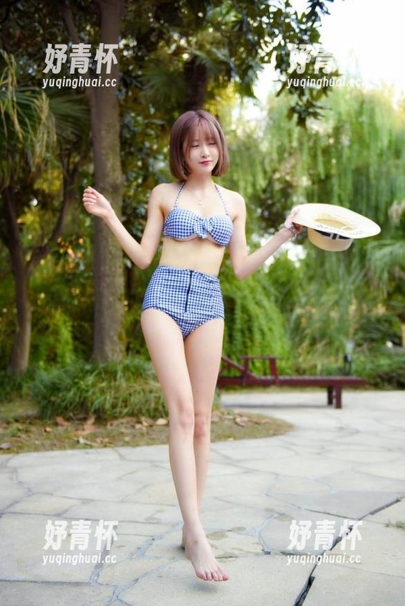看王羽杉的自拍，cos成了一种放松的自我表达，就好像在说“我就是我”。