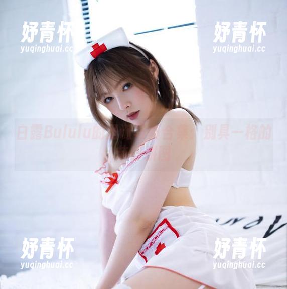 白露Bululu 白露Bululu的圣诞写真合集:别具一格的节日拼图
