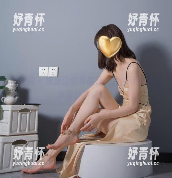 禅院熏 微密圈 - 泳池边的禅院熏,原图有没有一丝静谧的波动?
