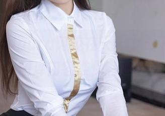 秀人网 – laura阿姣在天台上放飞自我，图库内容准保有趣！