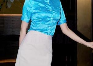 秀人网 – 还在发愁制服选择？小逗逗的写真资源来帮忙