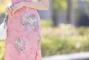 秀人网 – 月野兔美妞教你如何撩——别只盯着腿，下载来看看她的写真吧！