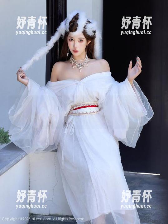 秀人网-沈佳熹Kitty星辰 秀人网 - 大胆!沈佳熹Kitty星辰的JK资源,快来和我一起假装回到青春年少!